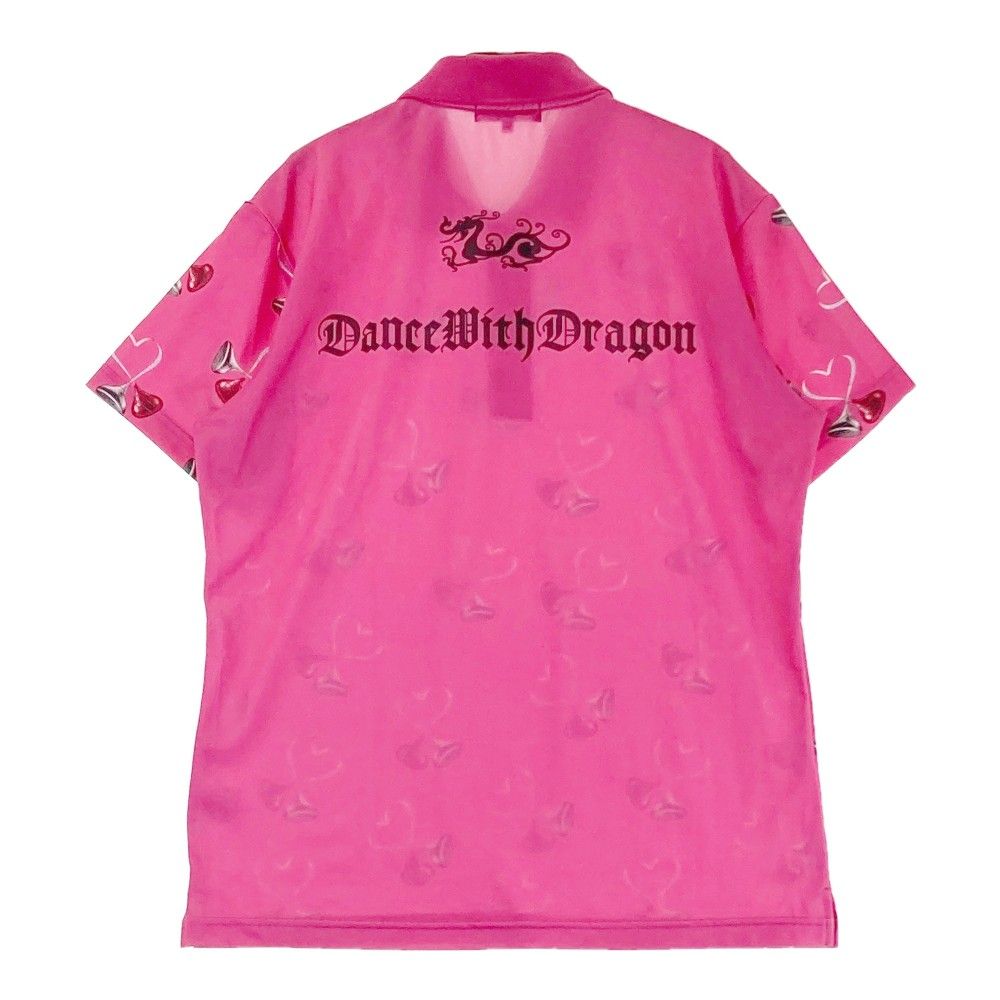 サイズ：3 DANCE WITH DRAGON ダンスウィズドラゴン KISSES 半袖ポロシャツ 総柄 ピンク系 [240101420231] ゴルフウェア メンズ ストスト サイズ：3 DANCE WITH DRAGON ダンスウィズドラゴン KISSES 半袖