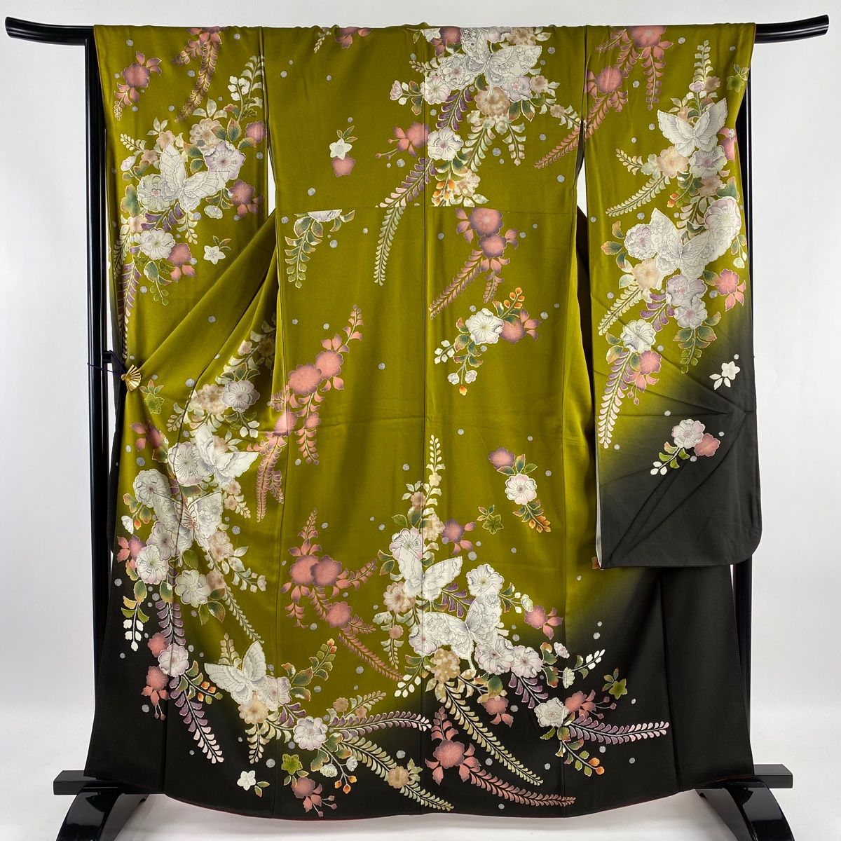 振袖 美品 名品 草花 蝶 金彩 染め分け 鶯色 袷 身丈163cm 裄丈67cm M