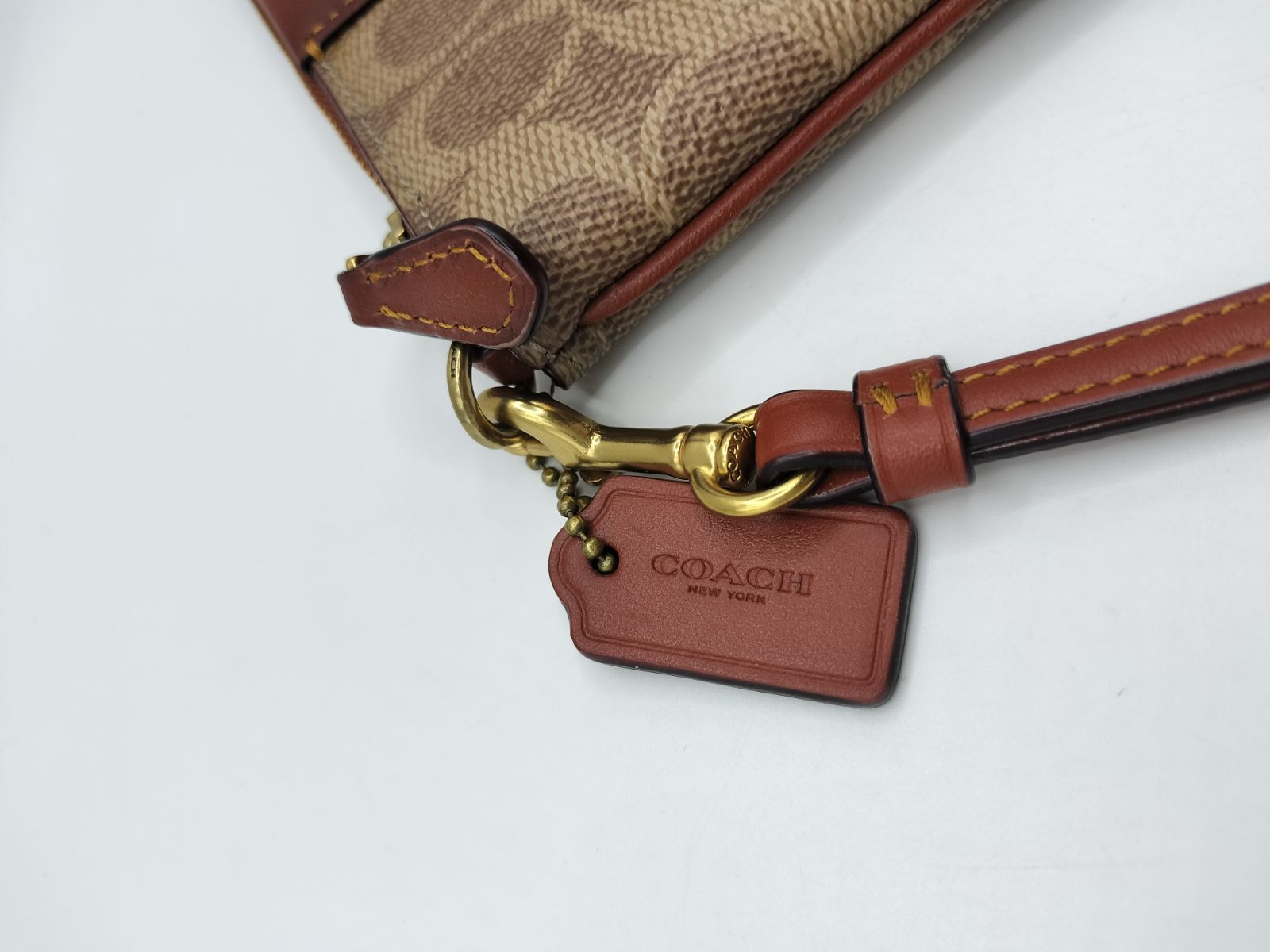 良品 629 コーチ ポーチ シグネチャー キャンバス ボルドー 未使用に近い】 コーチ COACH ポーチ シグネチャー キャンバス