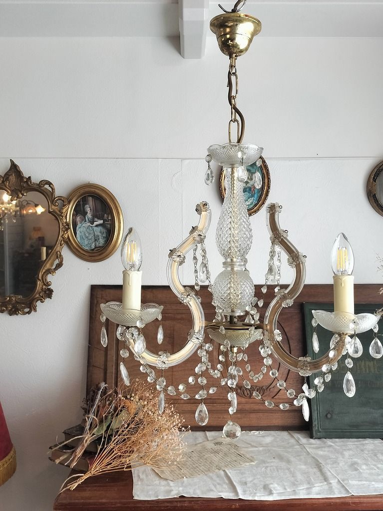 美品】フランスアンティーク ガラスドロップ付 3灯シャンデリア 電球付