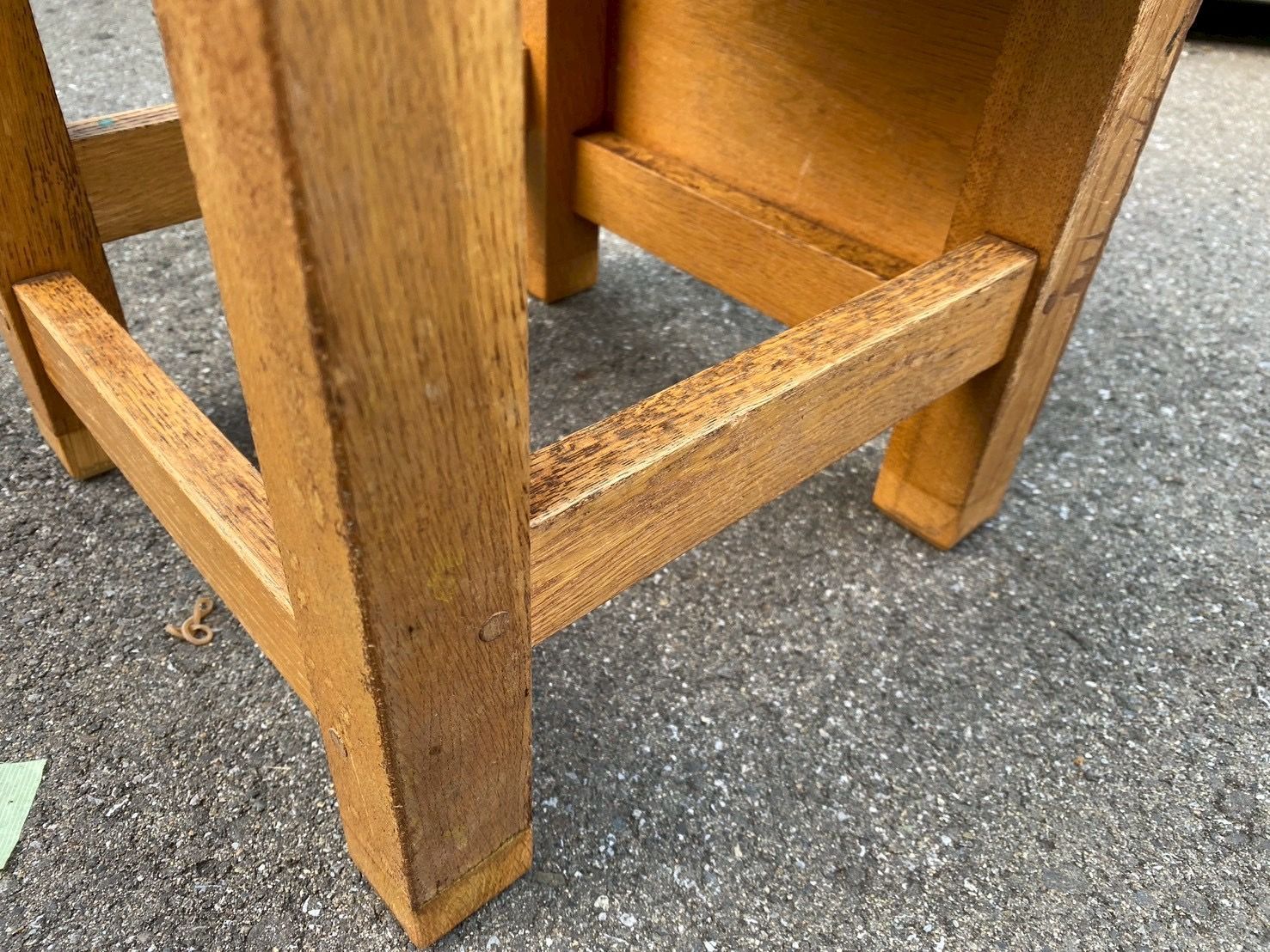 □アンティーク 椅子 図工室の椅子 販売 木製椅子 角 スツール