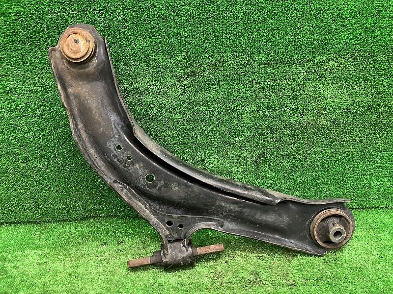 日産 ロアアーム（フロント右） 54500-5TA0A 安心の6ヶ月保証 日産