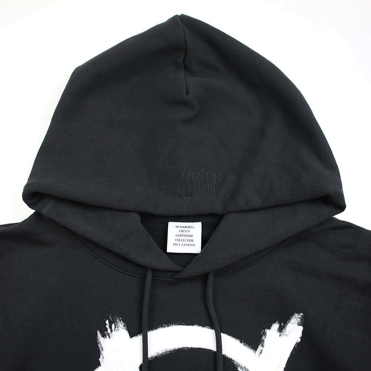 VETEMENTS ヴェトモン 22AW ANARCHY LOGO HOODIE アナーキープリントプルオーバースウェットパーカー  UA53HD340X ブラック M - メルカリ