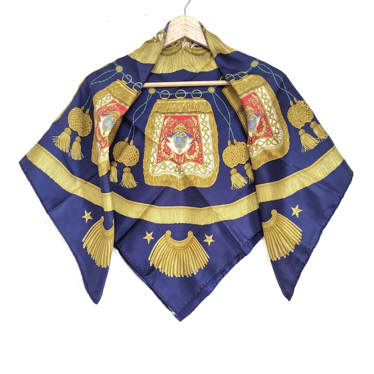 HERMES エルメス スカーフ カレ90 ネイビー×イエロー×マルチ Poste et Cavalerie