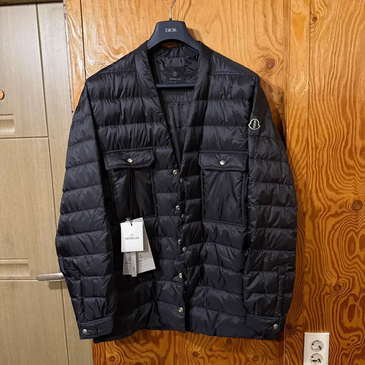 MONCLER モンクレール MANTELLA ウール × ダウン ポンチョ MONCLER P5 モンクレール ポンチョ ブランド アウター ケープ