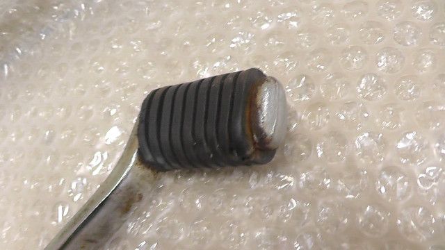 チェンジペダル ステップ左