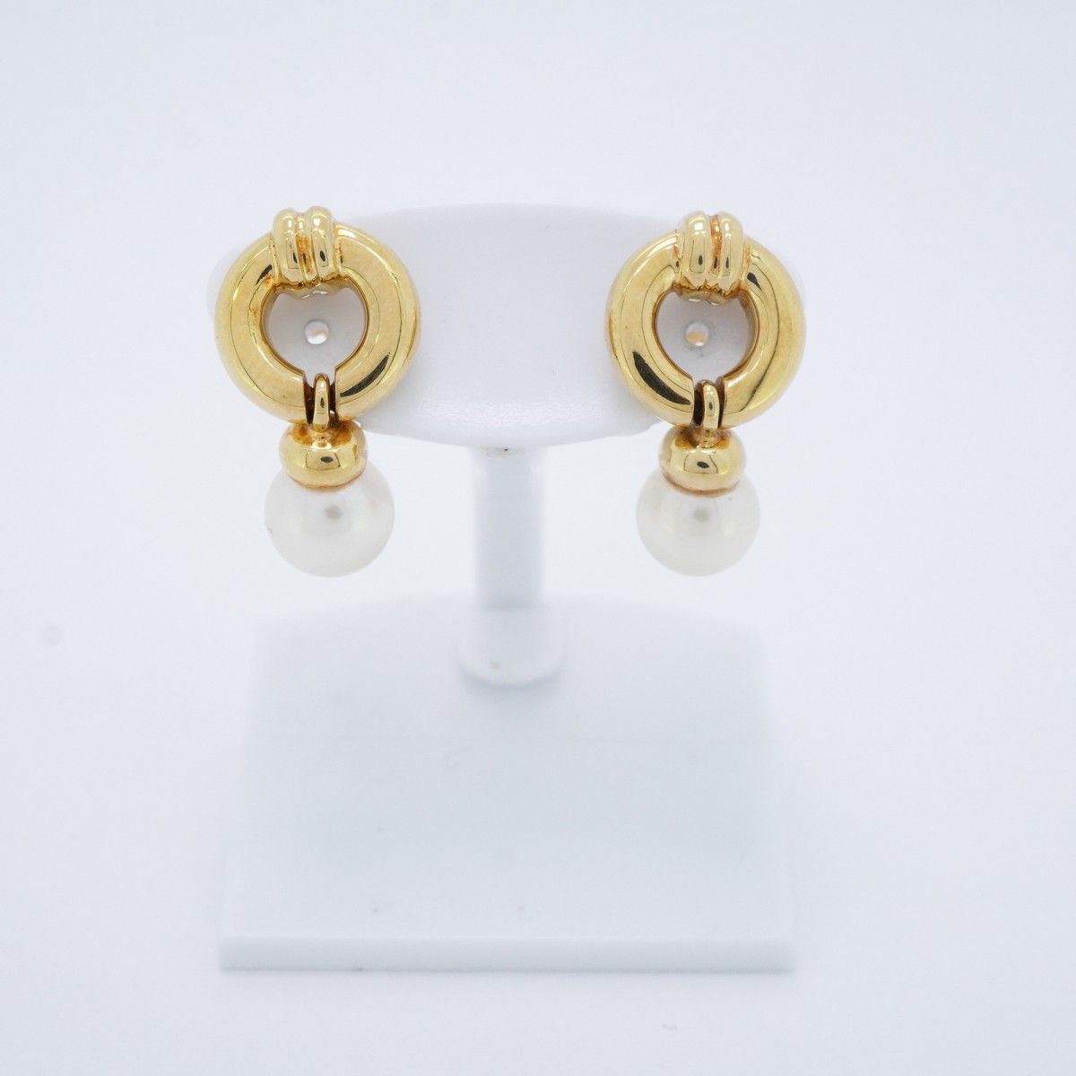 ピアス