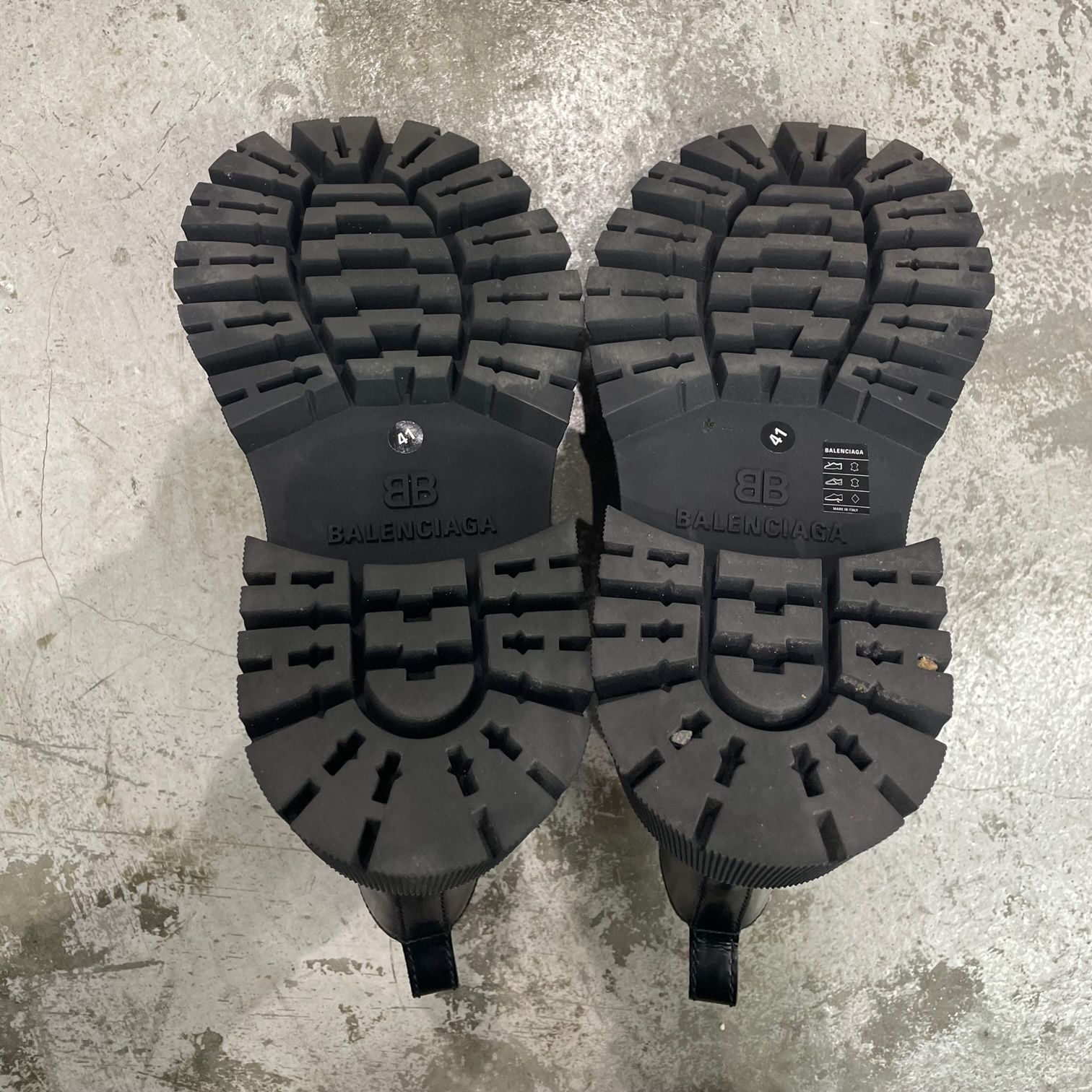 BALENCIAGA TRACTOR 20MM レザー トラクター サイドゴア チェルシー 