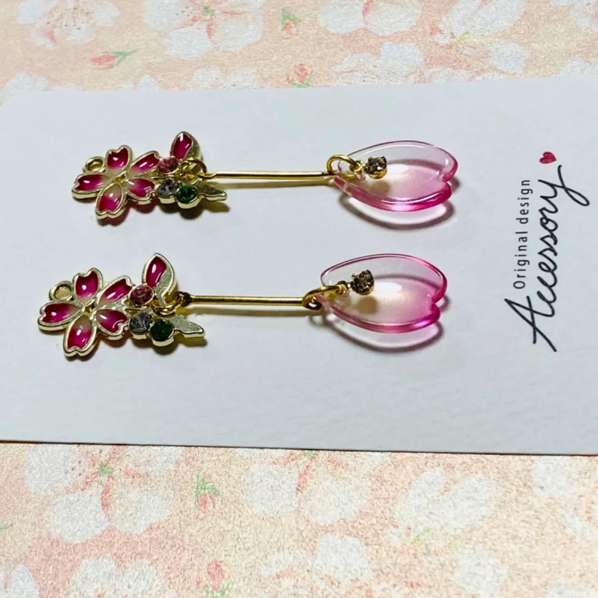 ハンドメイド 春よ、こい♡恋♡桜〈ピアス/イヤリング〉 - メルカリ