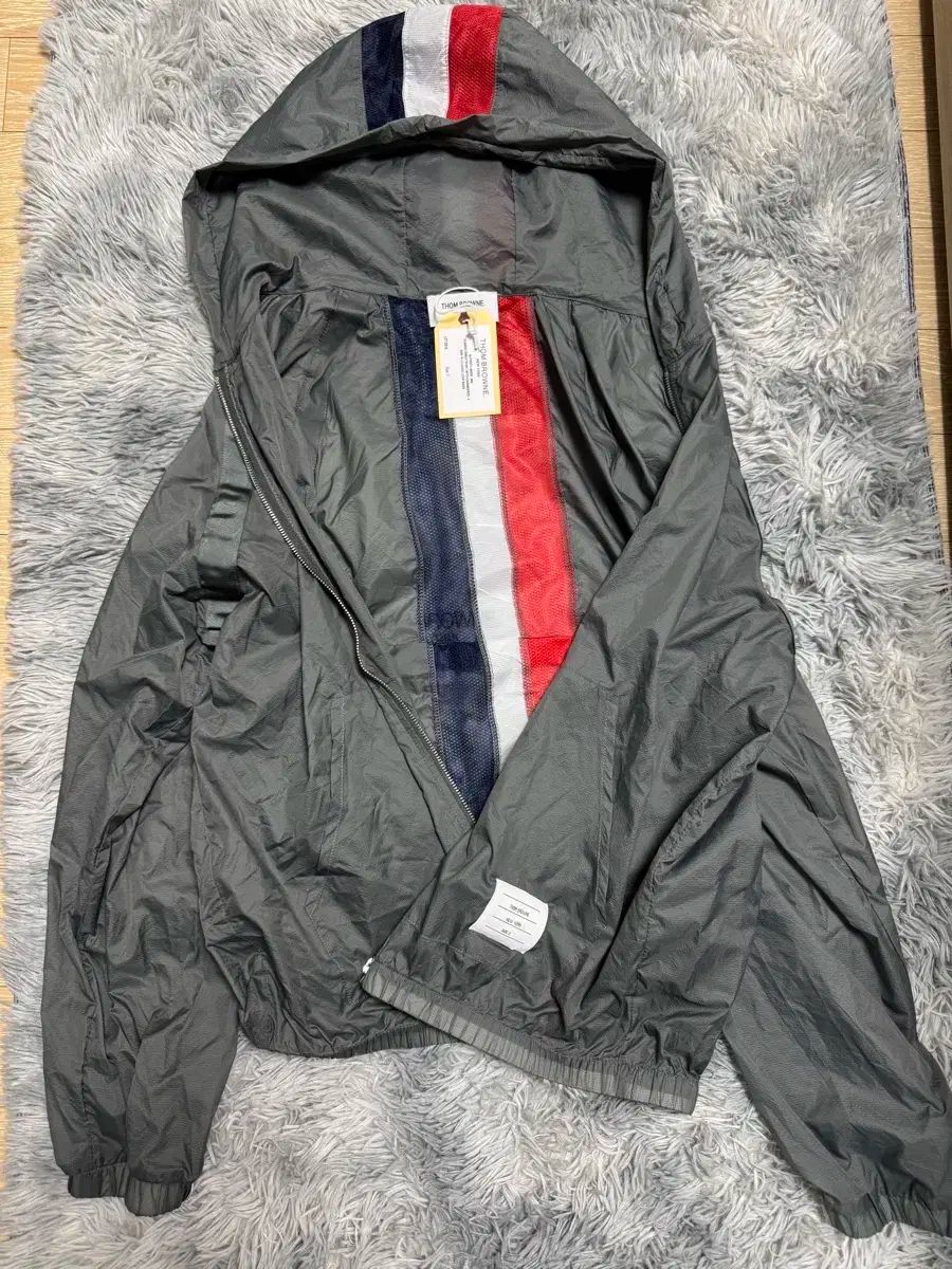 Thom Browne トム ブラウン ウインドブレーカー