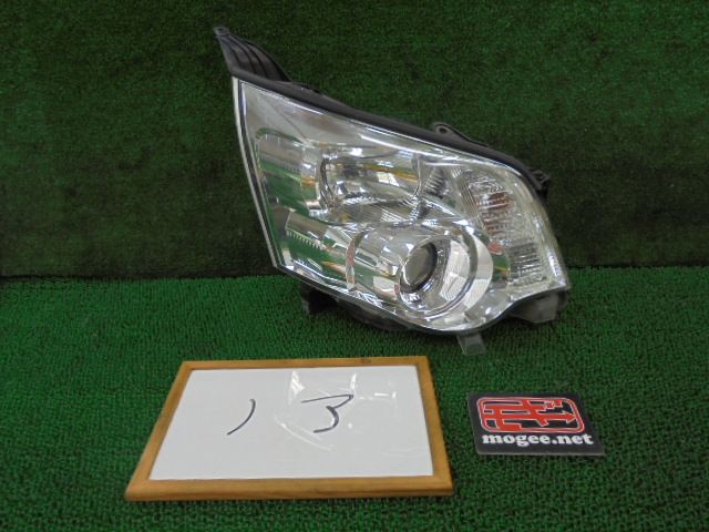 4FQ3039 KGD5 トヨタ ノア ZRR70G 後期型 X ヘッドライト右 コイト28-221