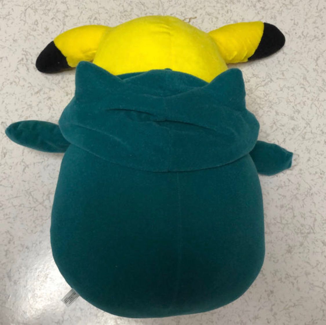 ポケットモンスター ピカチュウ カビゴン着ぐるみ ぬいぐるみ - メルカリ