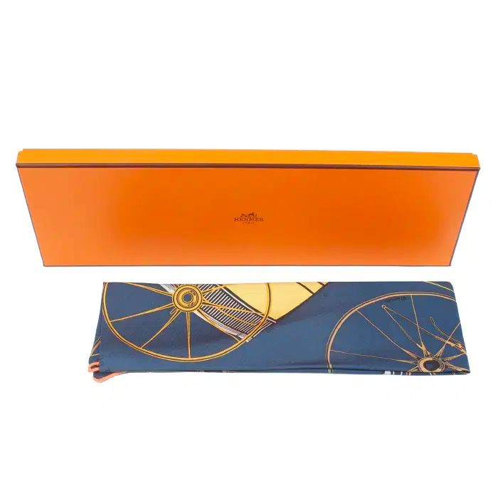 HERMES エルメス 二 ベルリン A Toute Berline ロジャンジ スカーフ