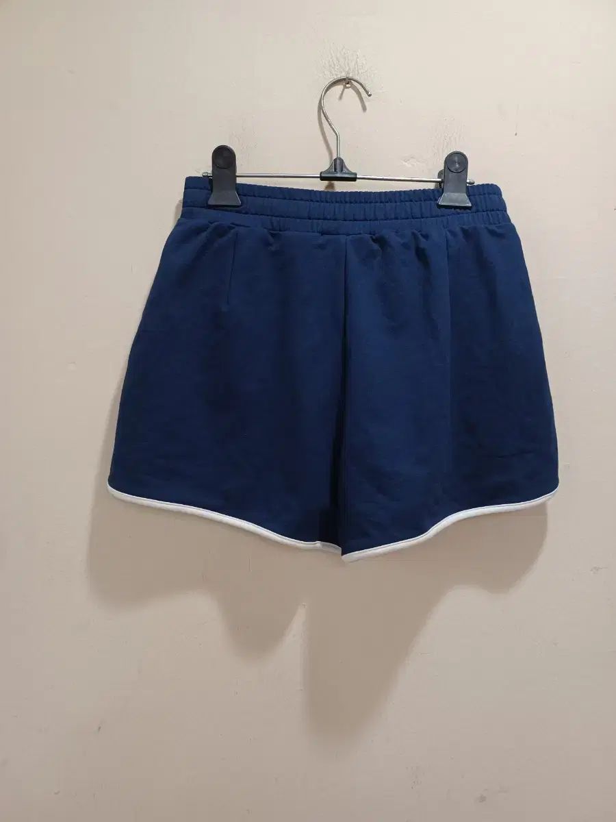 DISCOVERY ネイビー スポーツ ハーフパンツ