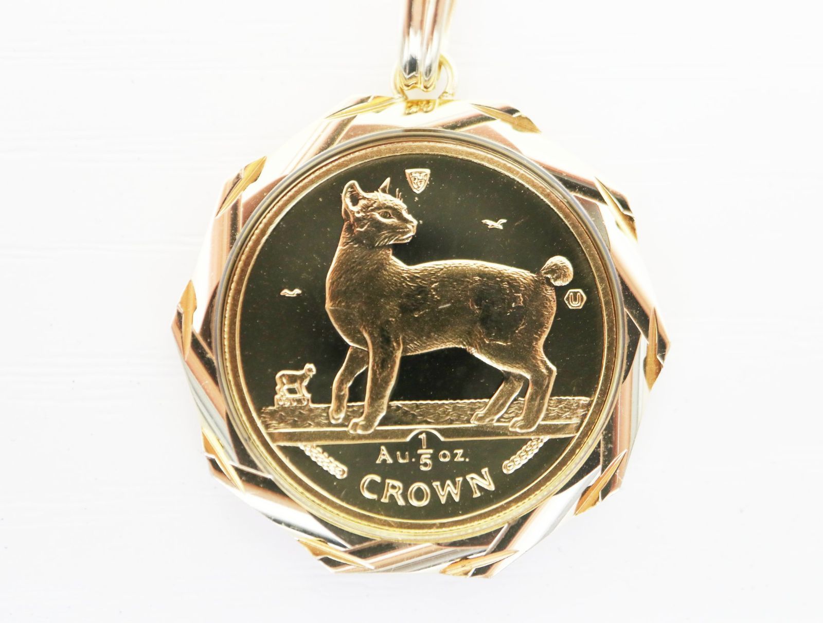ペンダント K24/K18 コイン エリザベス2世 マン島キャット 金貨 1/5 oz 13.7g