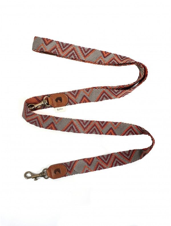スペイン製 高級犬用首輪(M)とリード（最大2m) Peruvian Pikes