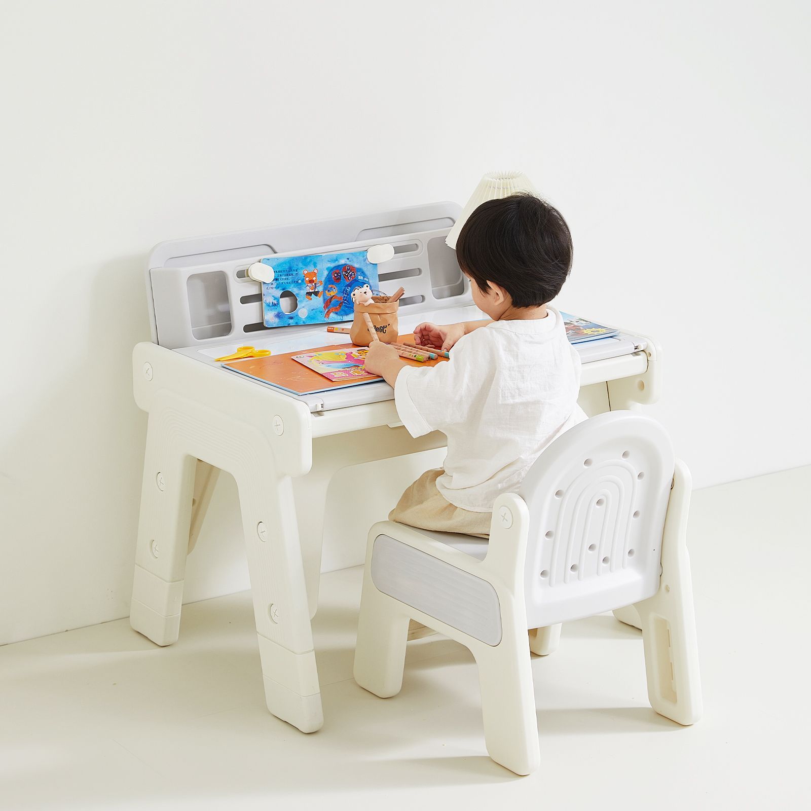 子供デスクセット キッズデスク チェア 学習机セット 2点セット 高さ調整 天板角度調整 多機能 ブロックテーブル お絵かきボード ホワイトボード キッズテーブル 入園 お祝い