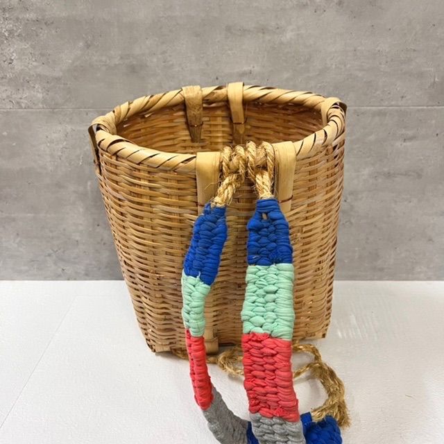 国産 背負いかご 中サイズ - メルカリ