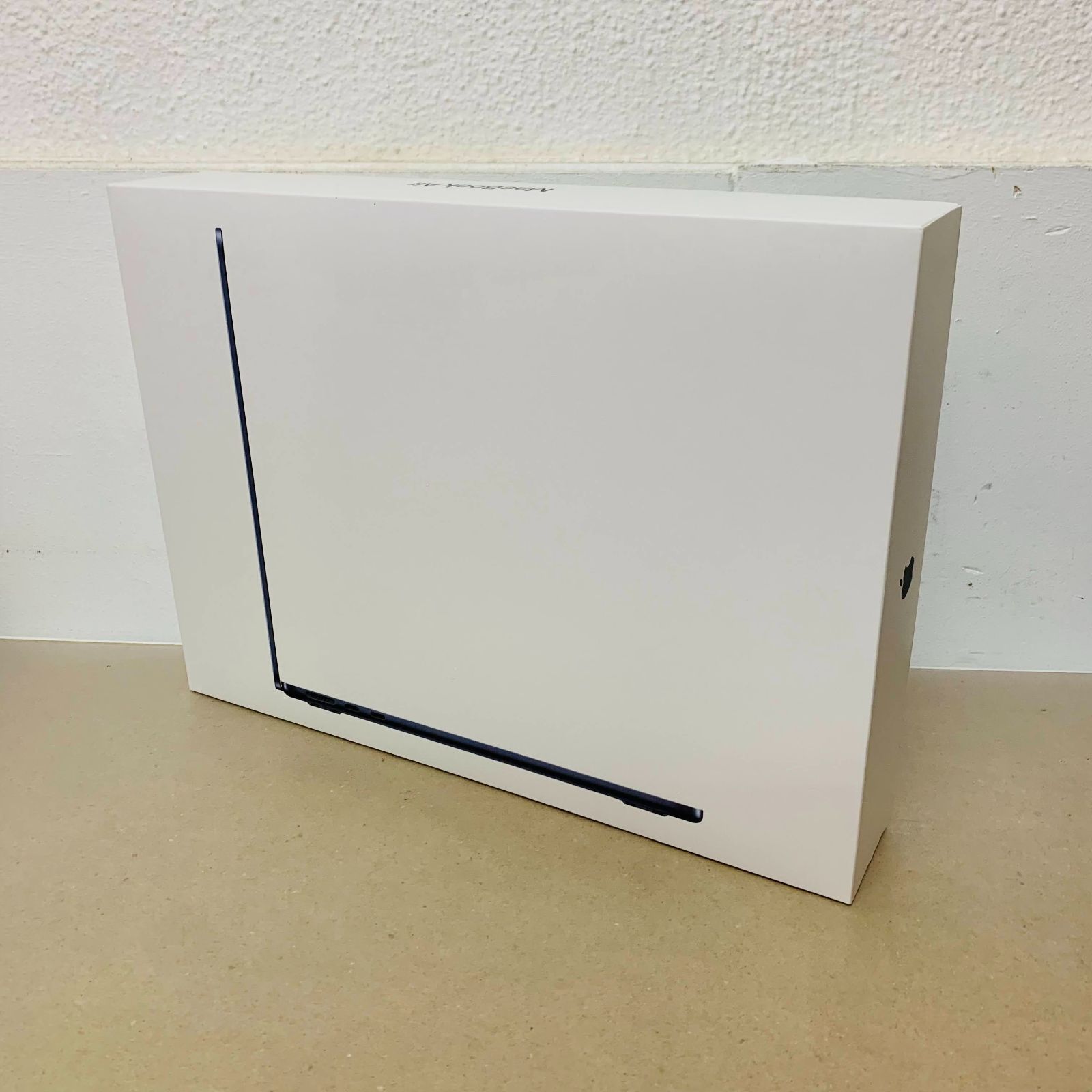 初期化済み 未使用に近い 美品 Apple MacBook Air M2 13インチ