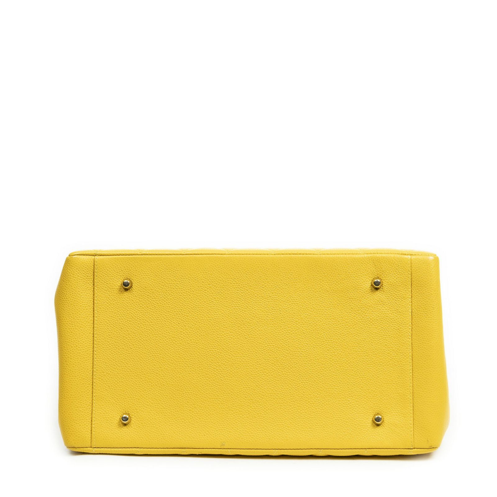 CHANEL シャネルGSTトートバッグ黄色マトラッセキャビアレザーA