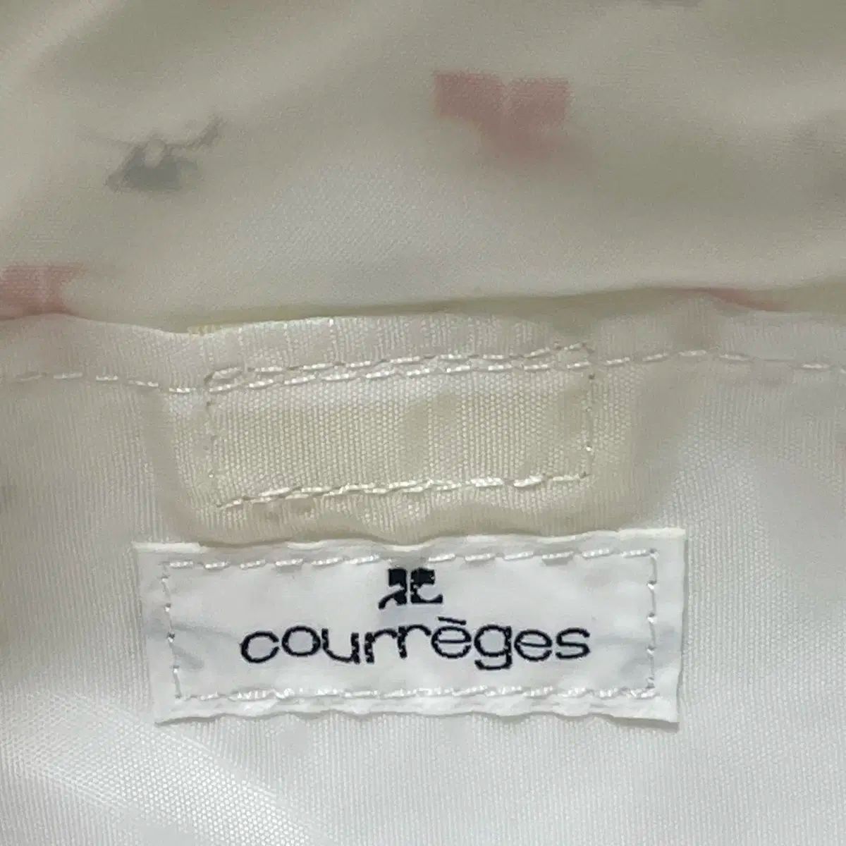 Courreges クレージュ