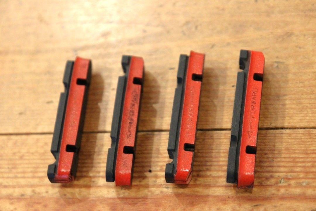フルクラム FULCRUM レーシングクワトロ カーボン RACING