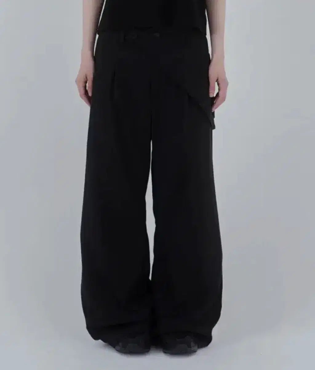 ミセキソウル Waist pocket bag wide pants BLACK