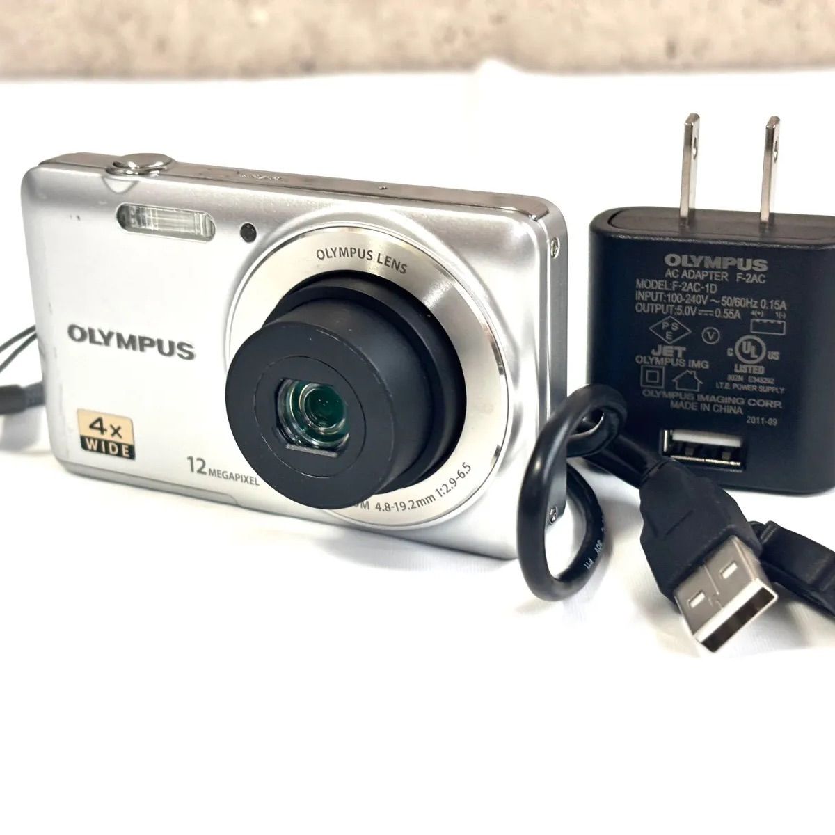 OLYMPUS VG-110 動作品 オリンパス 12 MEGAPIXEL 4x WIDE デジタル 