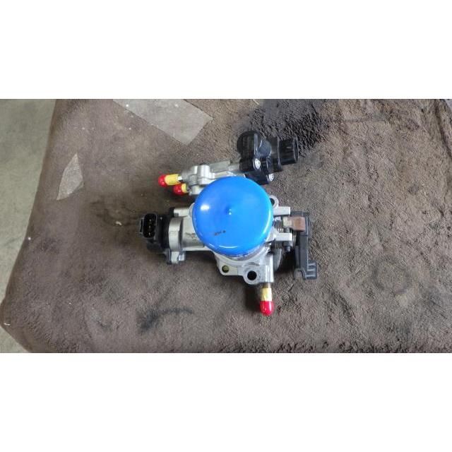 プロボックス CBE-NCP55V スロットルボディ