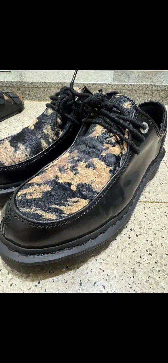 DR. MARTENS ドクターマーチン ジェファー カーフレザー ローファー