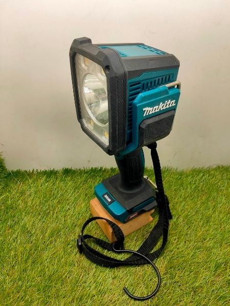 マキタ Makita フラッシュライト 40Vmax バッテリ 充電器別売 ML007GZ 青 動作 済み