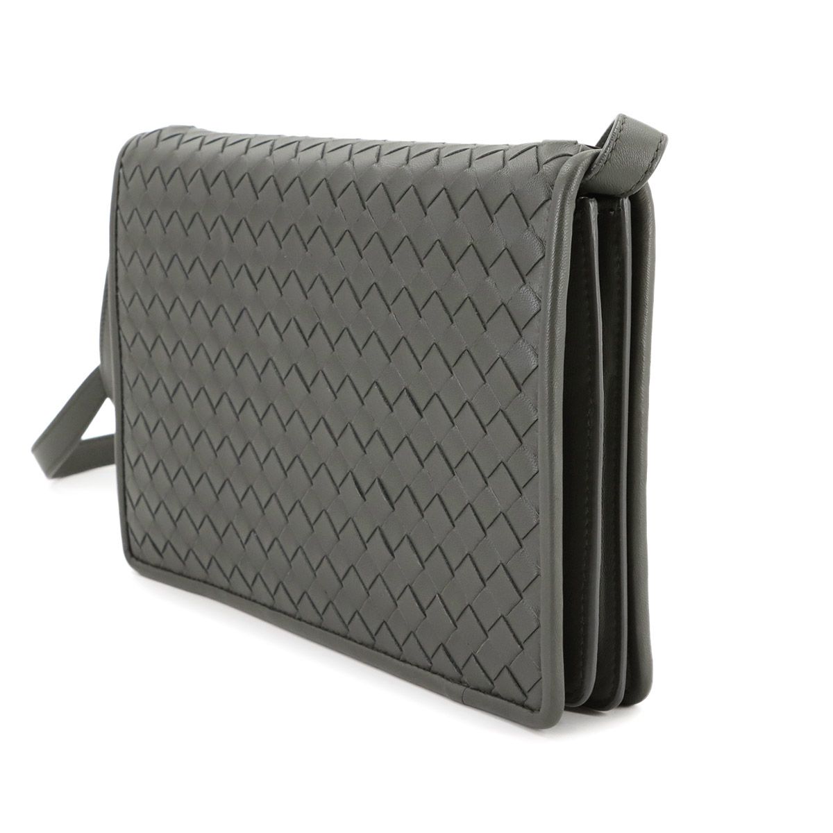 新品同様 ボッテガヴェネタ メッセンジャーバッグ ショルダー イントレチャート 新品同様 ボッテガヴェネタ メッセンジャーバッグ ショルダー イントレ