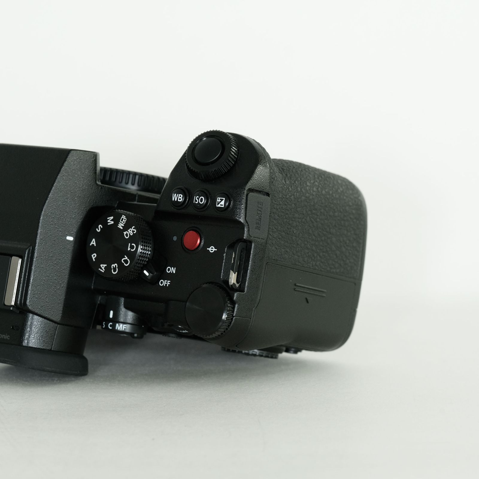 LUMIX G9