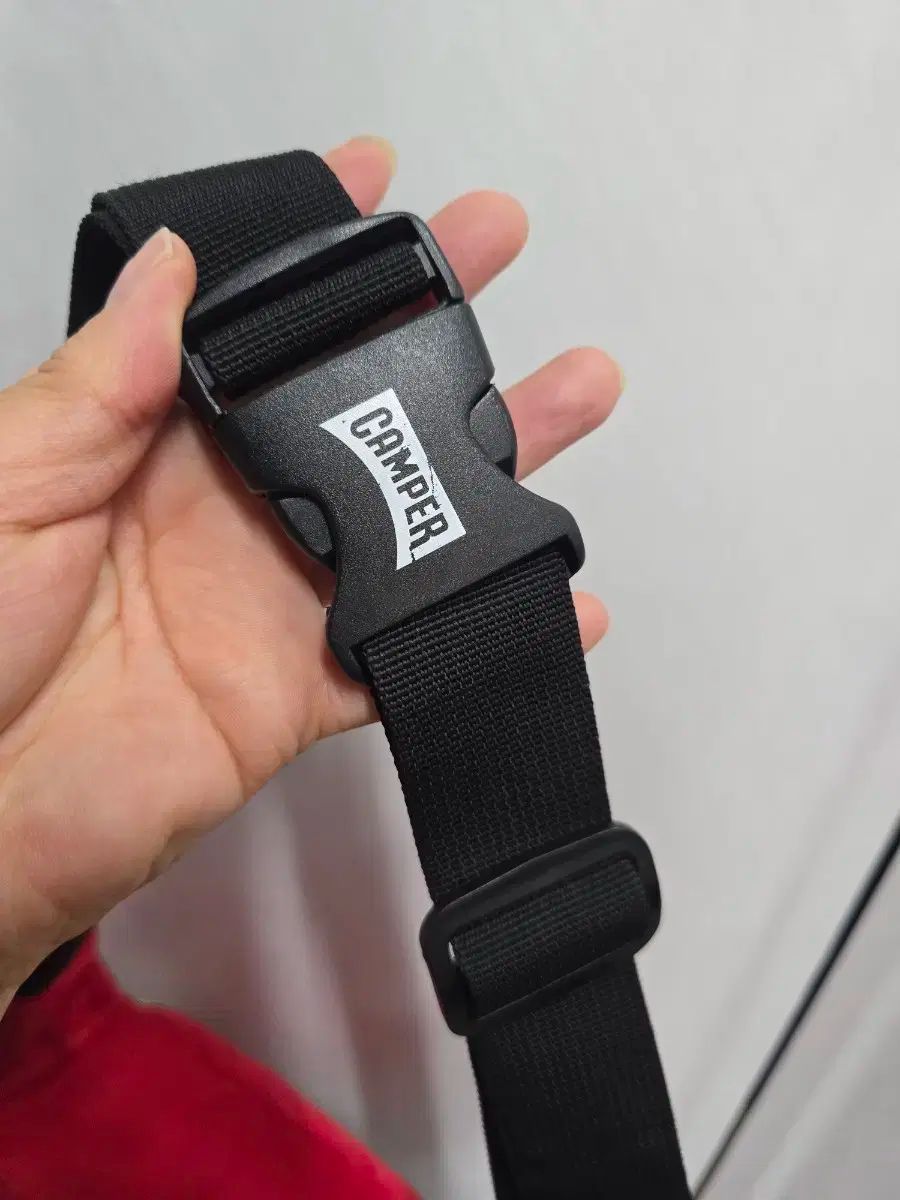 キャンパススリングバックバッグ