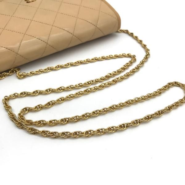 CHANEL シャネル ココマーク ミニマトラッセ プッシュロック チェーン ショルダー バッグ ベージュ m10047 CHANEL シャネル ココマーク ミニマトラッセ プッシュロック チェーン