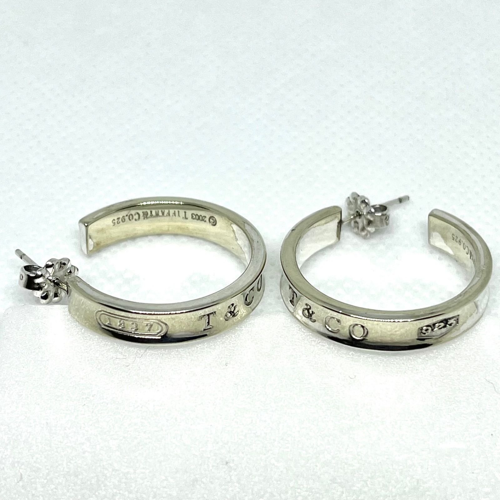 美品】TIFFANY & Co. ティファニー 1837 ナロー フープ ピアス