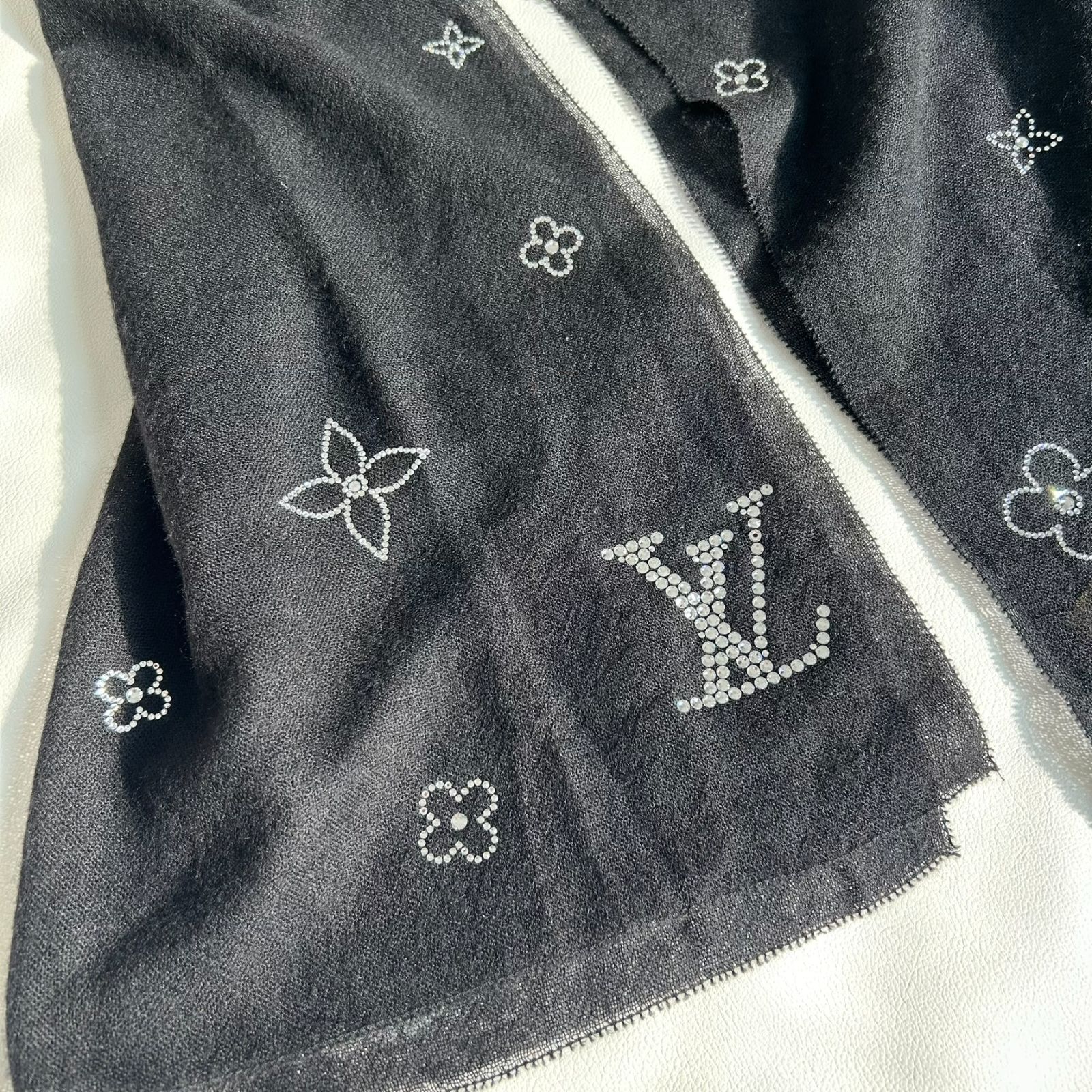 LOUIS VUITTON ルイヴィトン エトール モンテカルロ カシミヤ100 