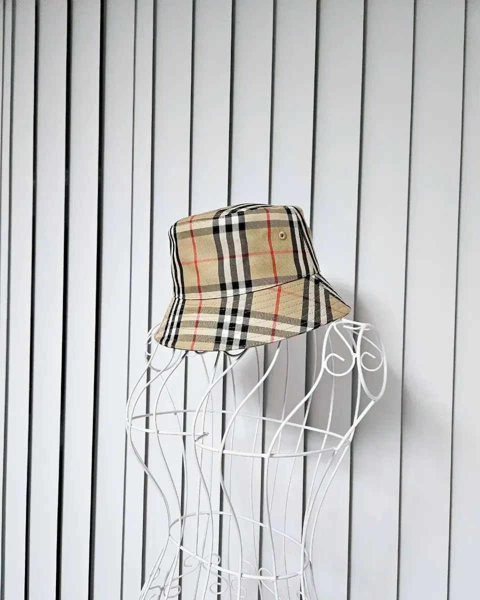 BURBERRY バケットハット M バーバリー バケットハット Mサイズ