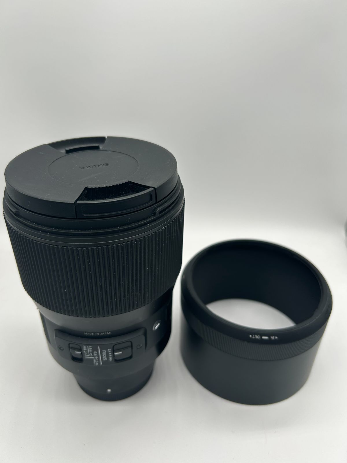 Sigma シグマ 135mm F1.8 DG HSM Art レンズ