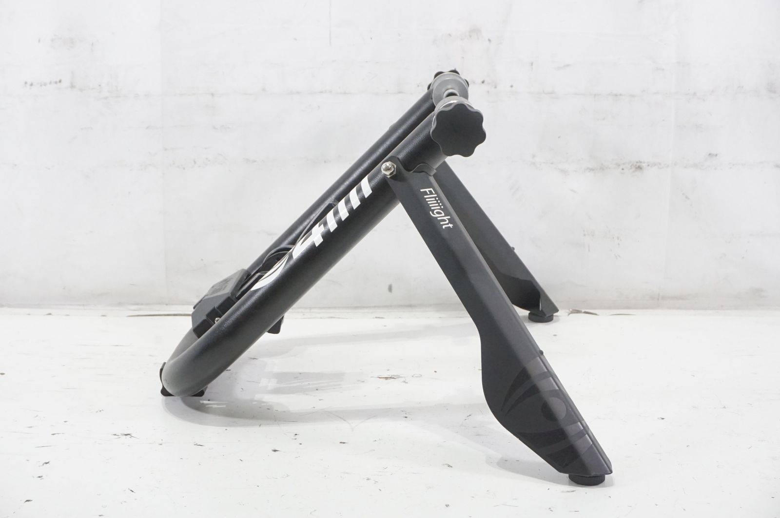 4iiii フォーアイ Fliiiight Turbo Trainer | バイチャリAKIBA店
