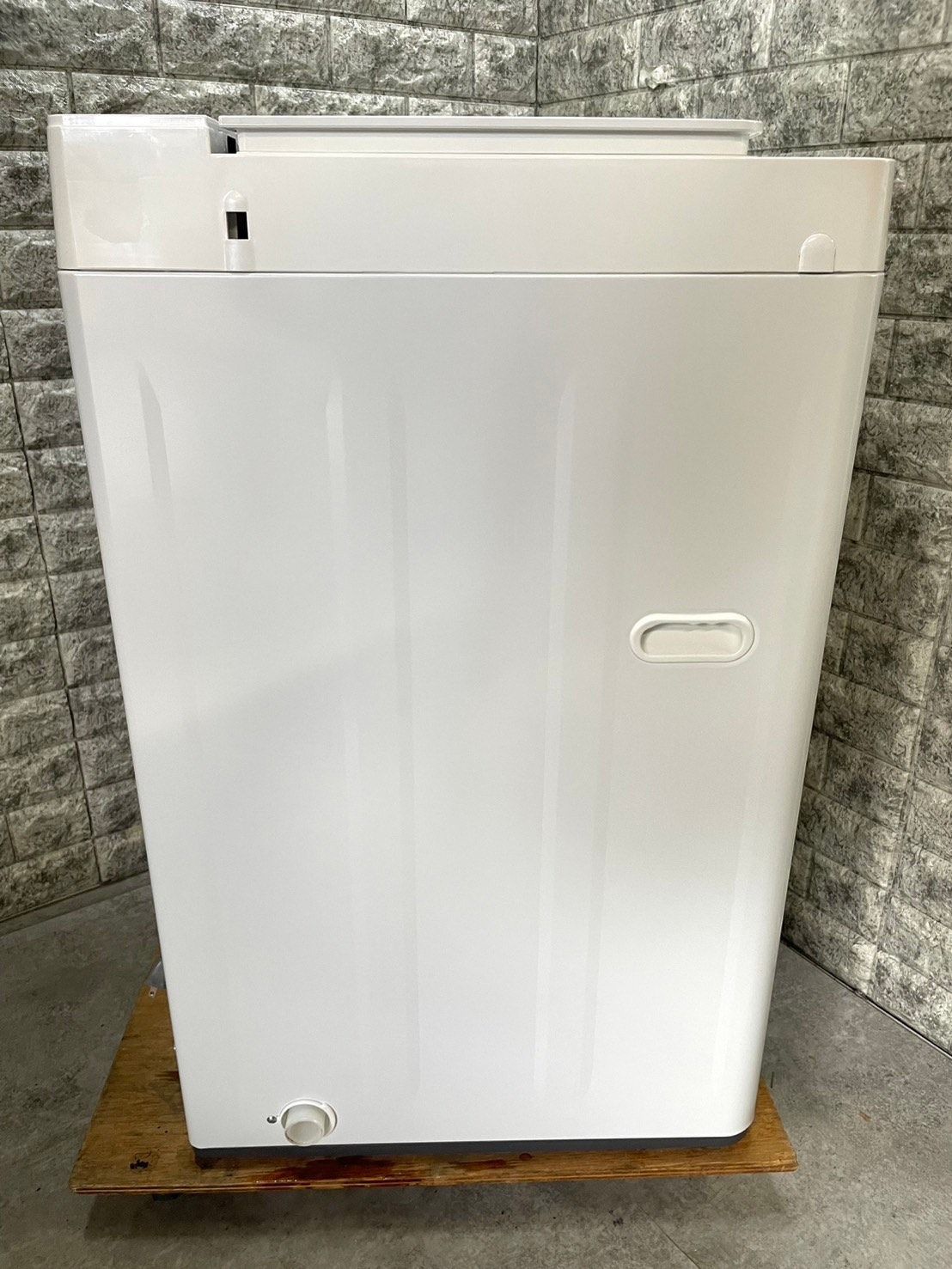 高年式・美品】大阪送料無料☆3か月保障付き☆冷蔵庫☆2023年  