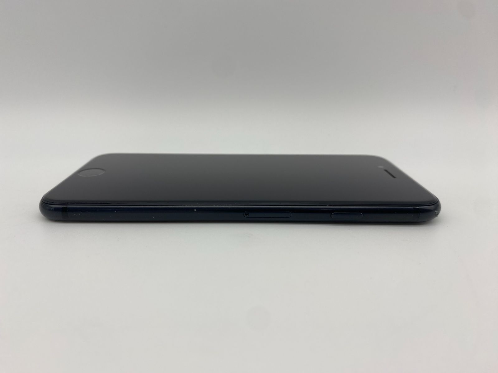 159 iPhone SE2 128GB/ストア版フリー/新品バッテリー100% iPhone SE 第2世代 128GB ブラック/ストア版フリー/新品
