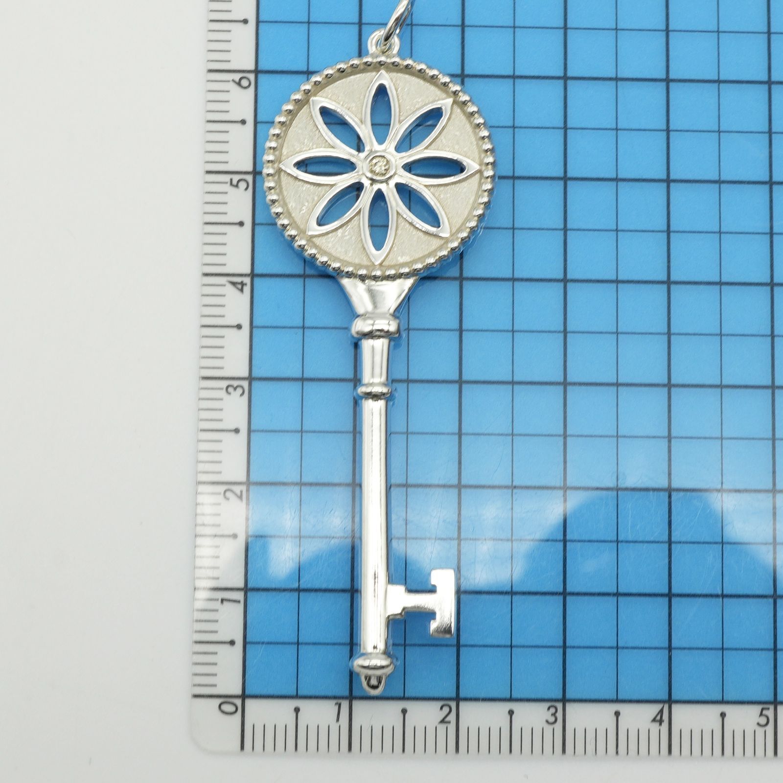 美品 希少 ティファニー K18 デイジー キー ネックレス 1粒 ダイヤモンド 楽天市場】【ジュエリー】【新品仕上げ済】TIFFANY&Co. ティファニー