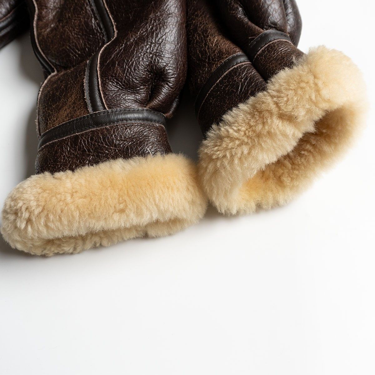 胸ロゴ ビッグサイズ AVIREX B-3 ムートンボンバージャケット 44 ブラウン アヴィレックス フライト レザー ジャケット 25100289 KANDAIZUMI_COM