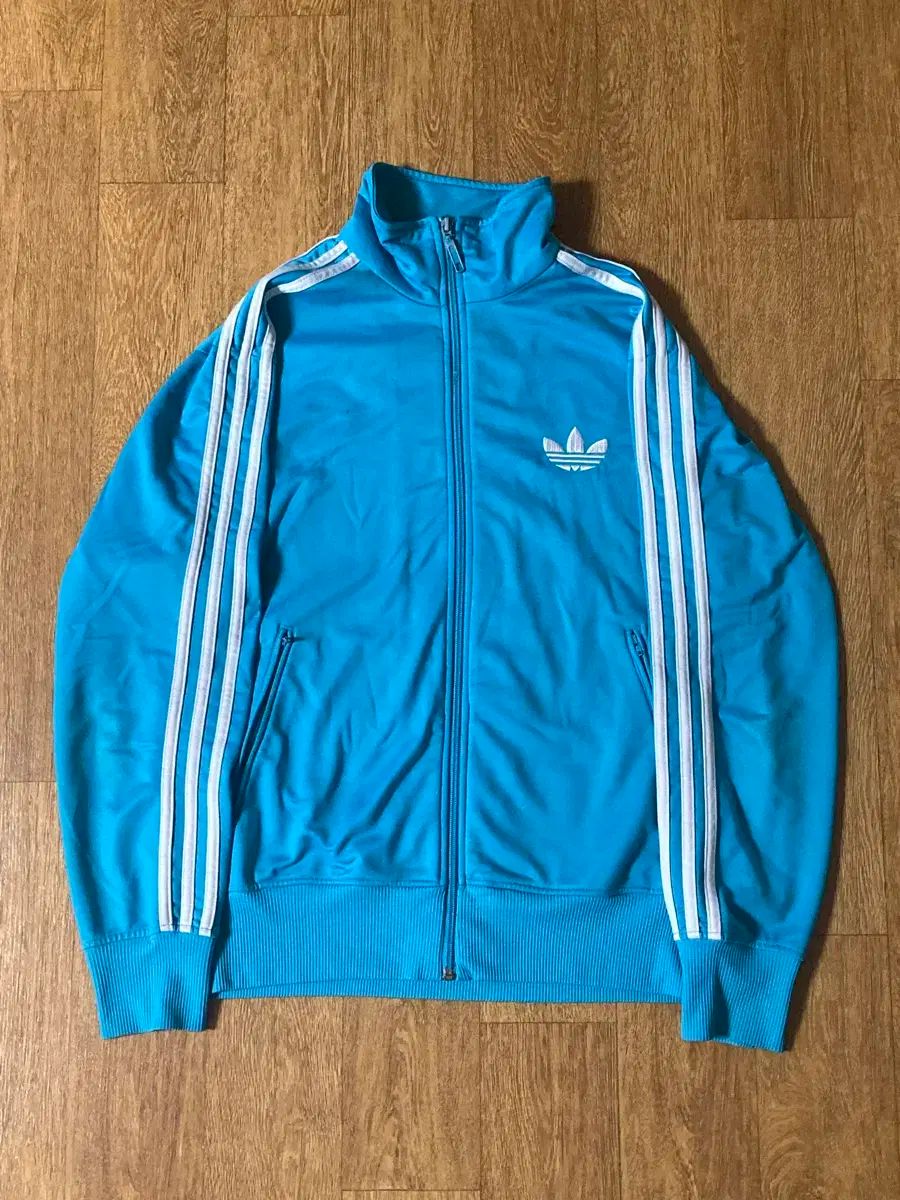 まれ 海外版 必須アイテム adidas アディダス グーフィーバード ミント s