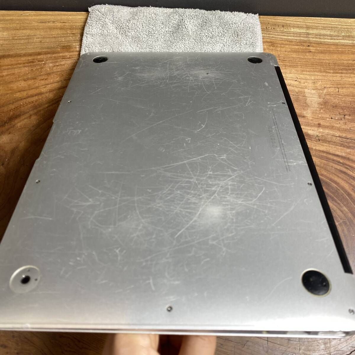 ジャンク品］Apple MacBook Air 13inch 2013/Core i5 1.3GHz