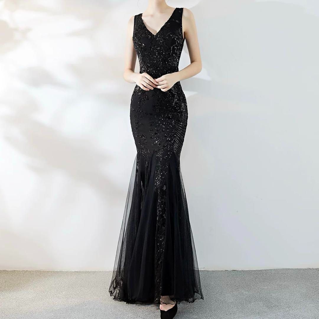 スパンコールのお花のデザインがゴージャスなイブニングドレス - メルカリ