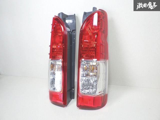 ⭐︎新車外し⭐︎★極上品★ＴＯＹＯＴＡ・ハイエーステールライト、左右セット⑳ ⭐︎極上品☆新車外し品☆自信あり☆トヨタ・ハイエーステール