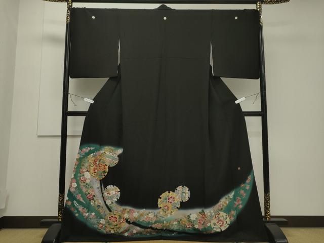 平和屋着物□豪華黒留袖 作家物 駒刺繍 雪輪草花文 暈し染め