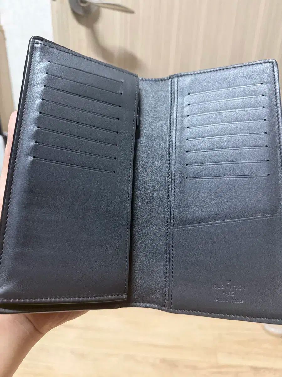 Louis Vuitton ルイヴィトン シャドー 長財布